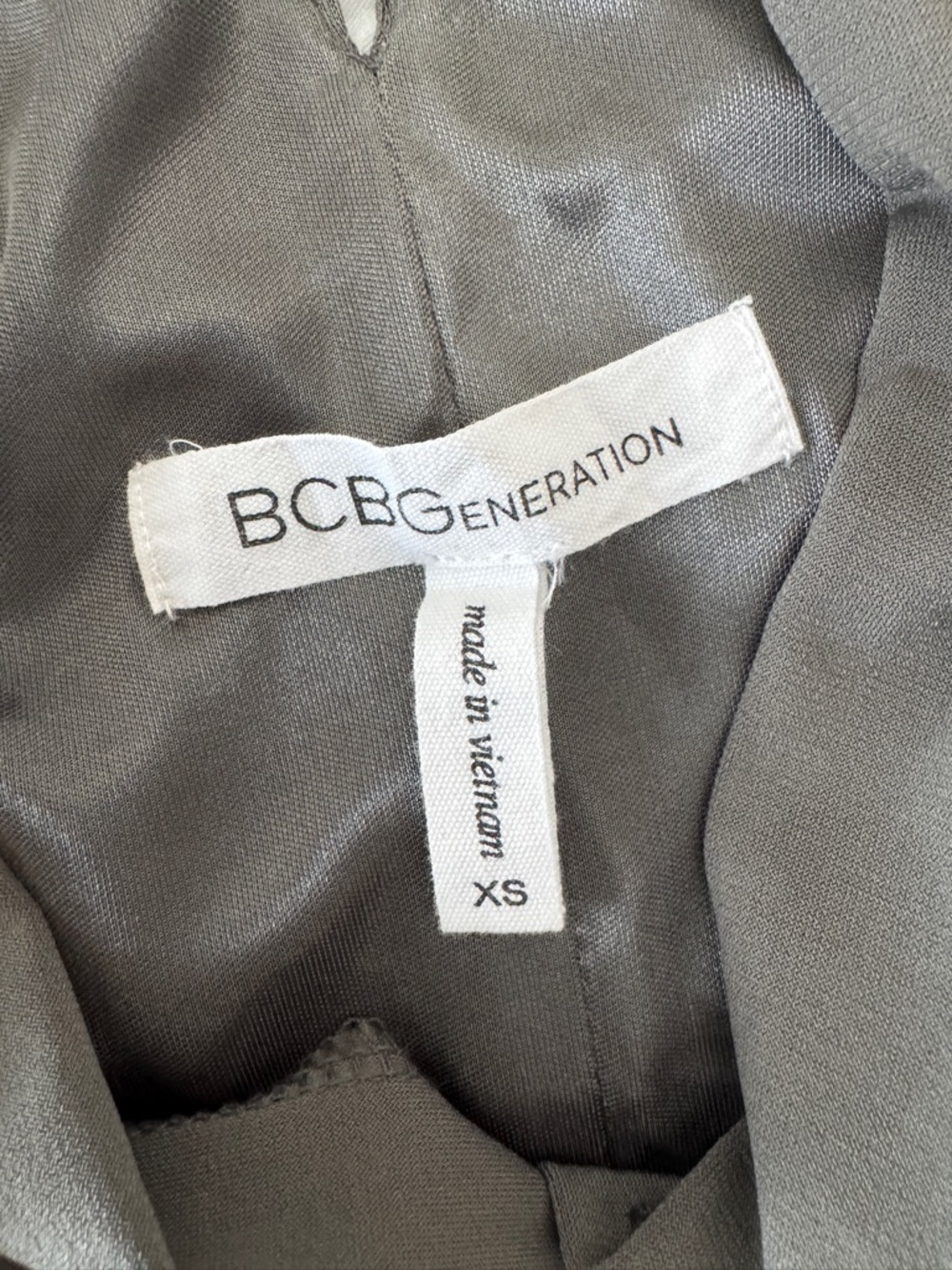 BCBGeneration V Neck Drape Hourglass Midi Dress with Pockets Olive Green XS - Picture 7 of 9